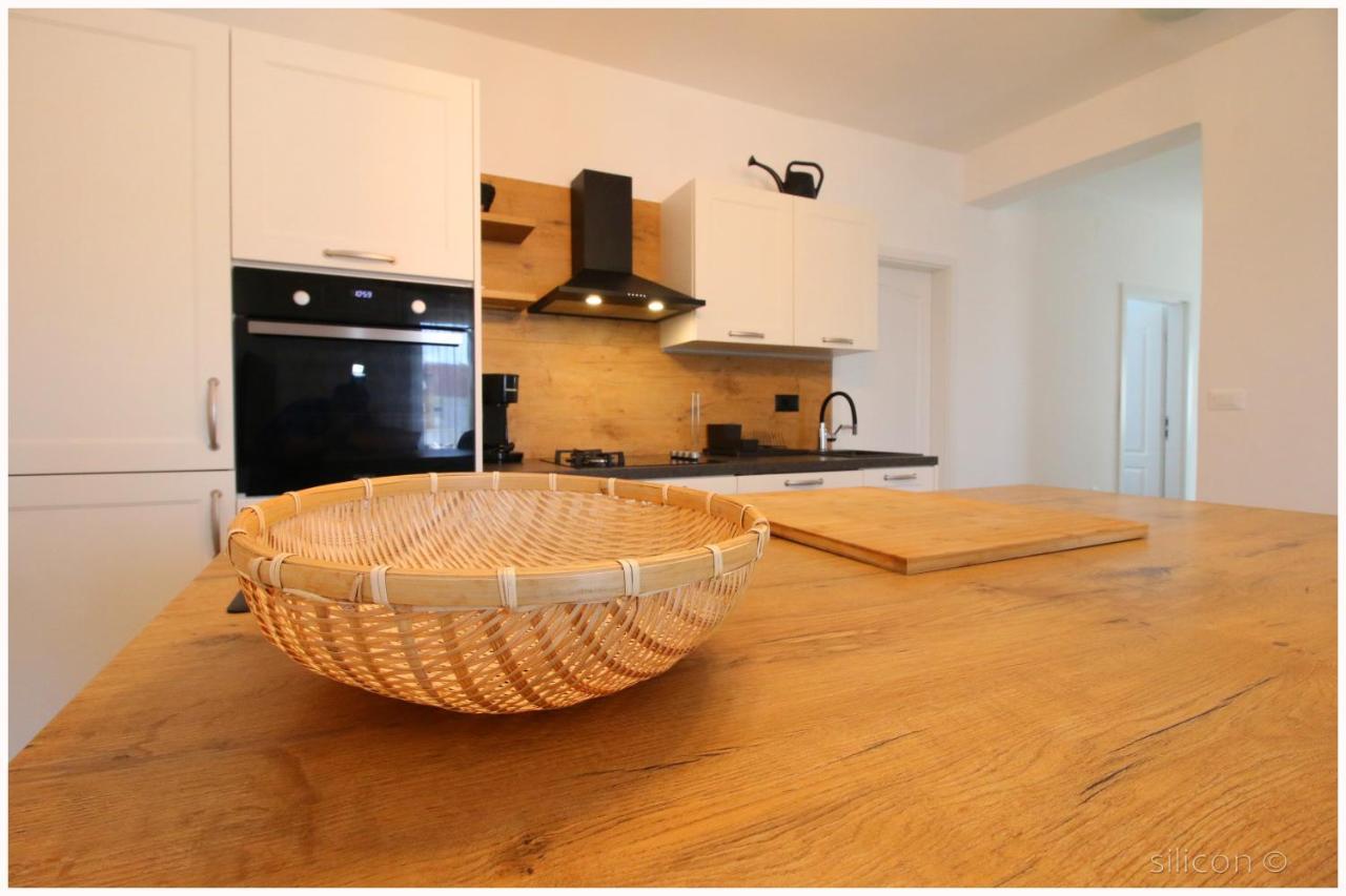 Apartman Silicon Primosten Exterior photo