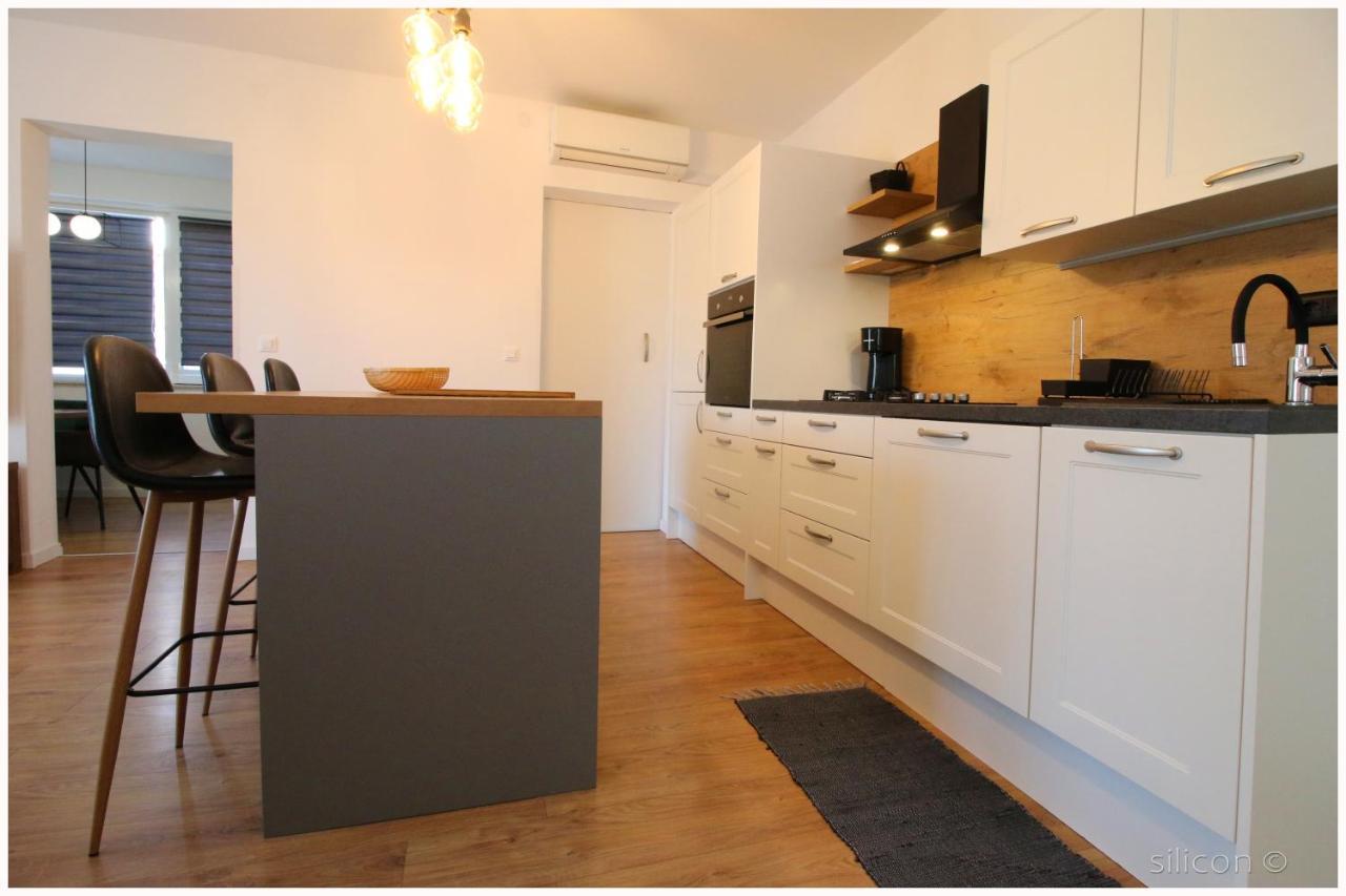 Apartman Silicon Primosten Exterior photo