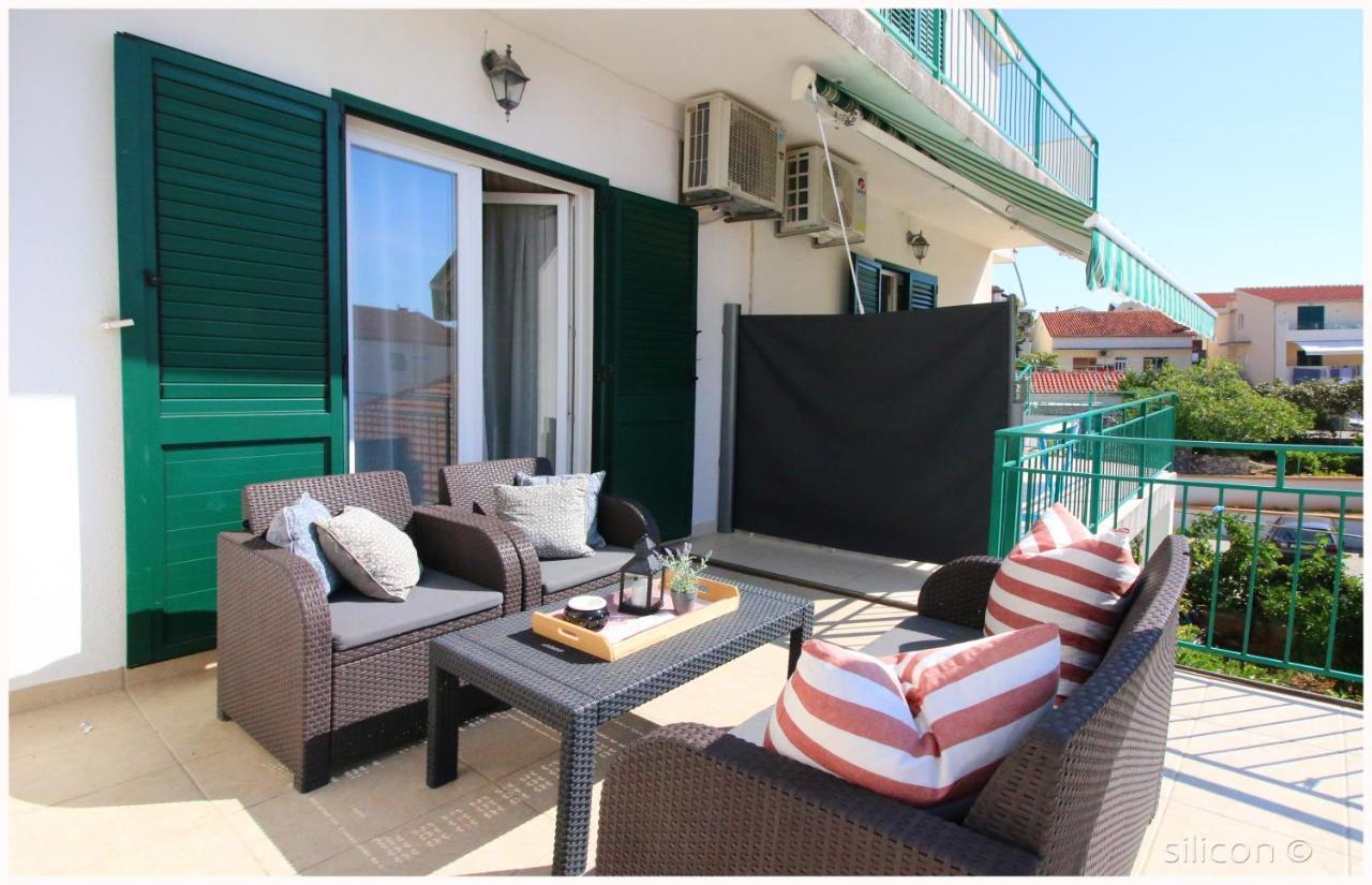 Apartman Silicon Primosten Exterior photo