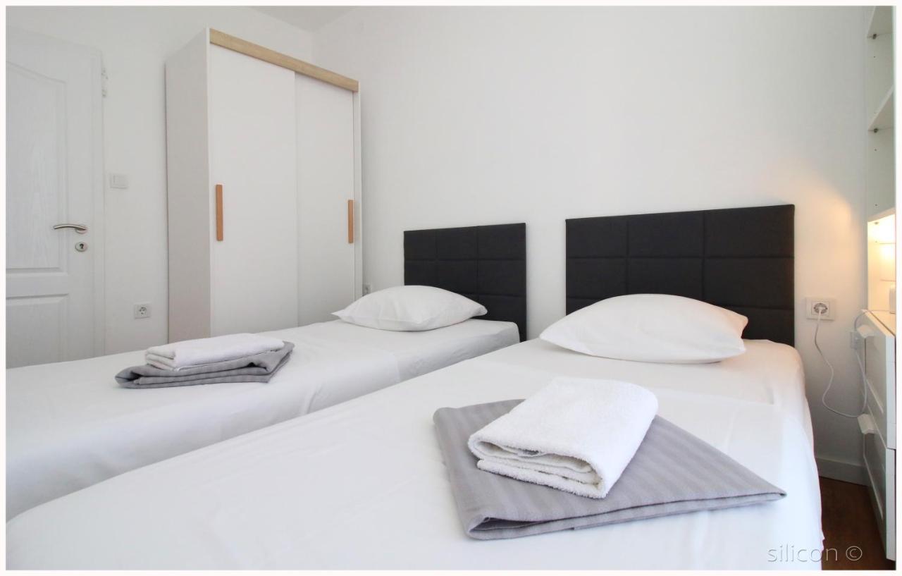 Apartman Silicon Primosten Exterior photo