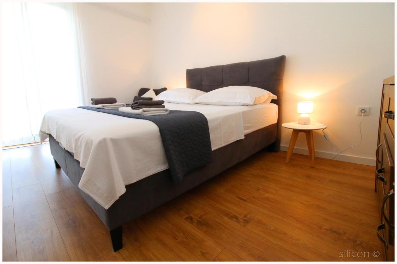 Apartman Silicon Primosten Exterior photo